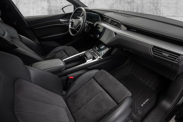2021 AUDI E-TRON - 24