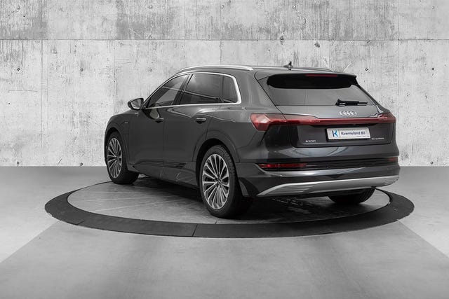WAUZZZGE6MB032011 2021 AUDI E-TRON-2