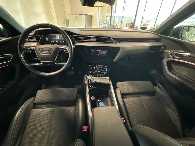 2020 AUDI E-TRON - 14