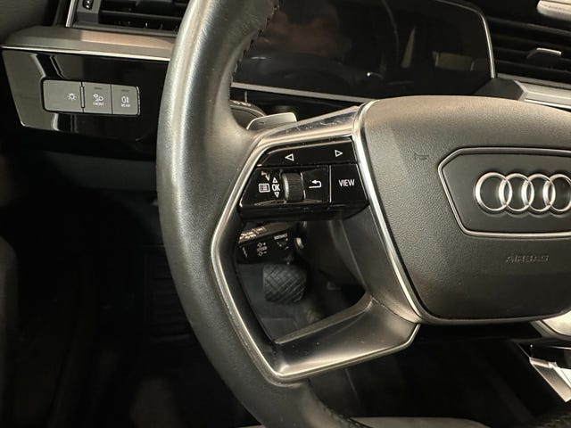 2020 AUDI E-TRON - 55
