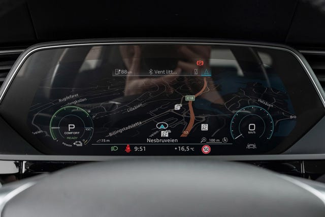 2020 AUDI E-TRON - 15