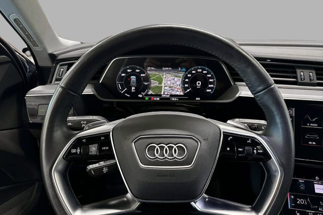 2020 AUDI E-TRON - 11