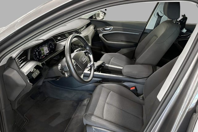 2020 AUDI E-TRON - 10
