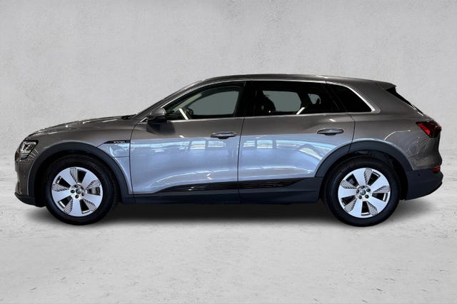 WAUZZZGE6LB011061 2020 AUDI E-TRON-1