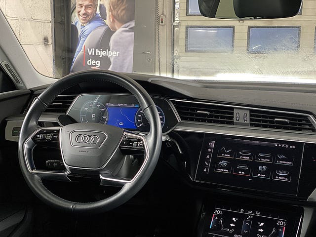 2020 AUDI E-TRON - 13