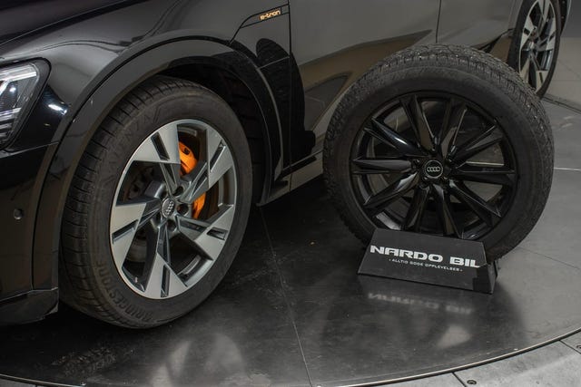 2020 AUDI E-TRON - 9