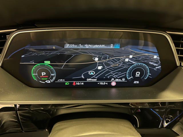 2020 AUDI E-TRON - 23