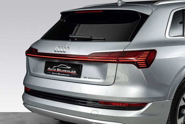 2020 AUDI E-TRON - 9