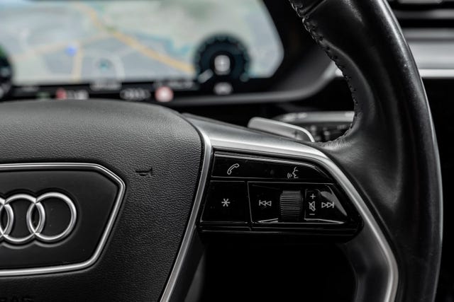 2020 AUDI E-TRON - 23