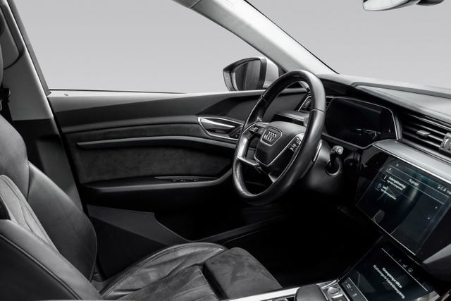 2020 AUDI E-TRON - 21