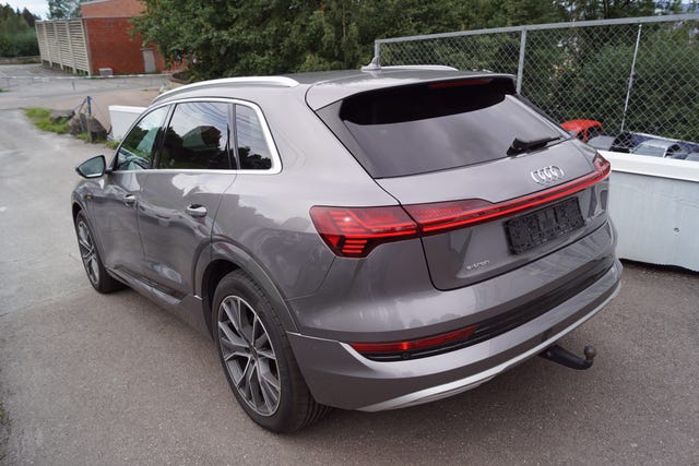 2020 AUDI E-TRON - 7