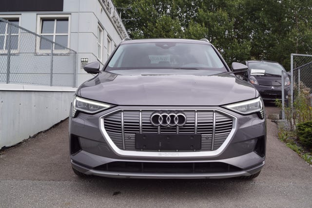 WAUZZZGE6LB021427 2020 AUDI E-TRON-1