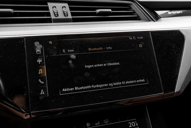 2020 AUDI E-TRON - 29