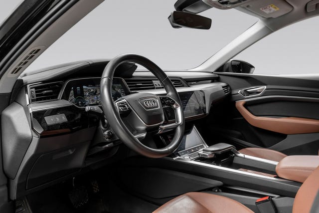 2020 AUDI E-TRON - 17