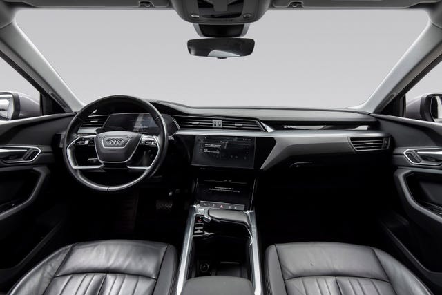 2020 AUDI E-TRON - 17