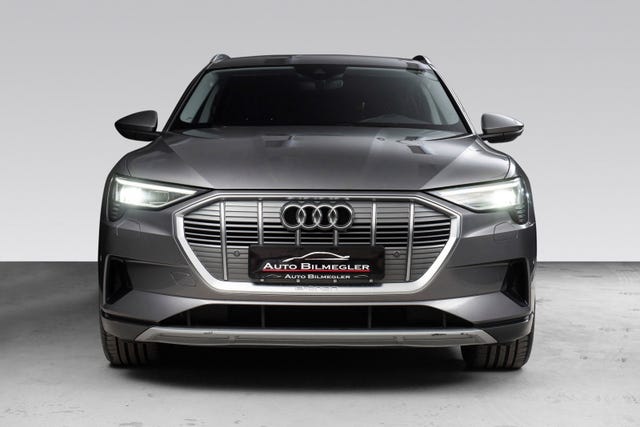 WAUZZZGE7LB027737 2020 AUDI E-TRON-4