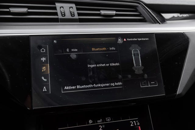 2020 AUDI E-TRON - 28