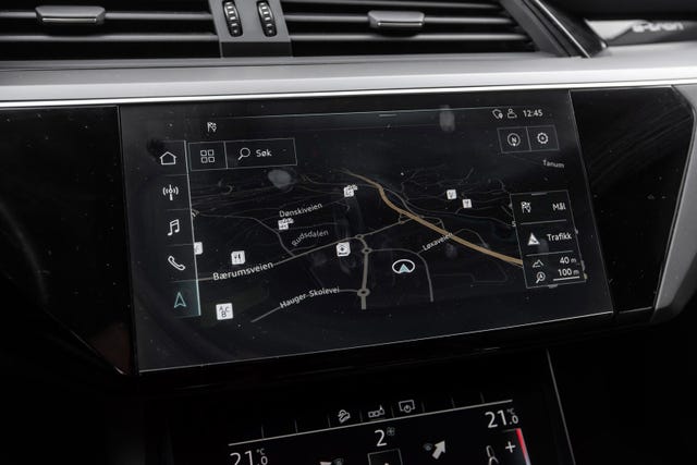 2020 AUDI E-TRON - 25