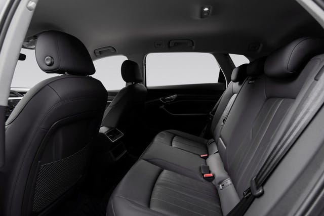2020 AUDI E-TRON - 31