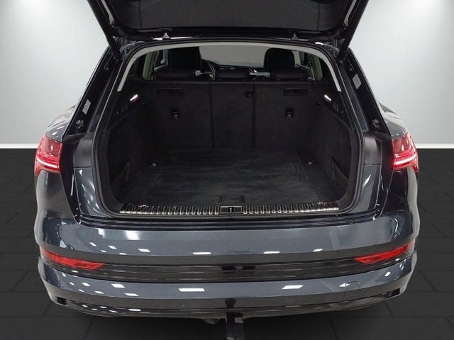 2021 AUDI E-TRON - 9