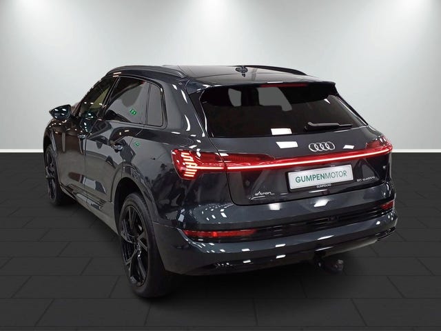 WAUZZZGE0MB004267 2021 AUDI E-TRON-2