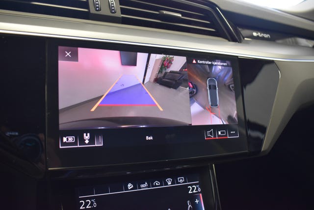 2020 AUDI E-TRON - 27
