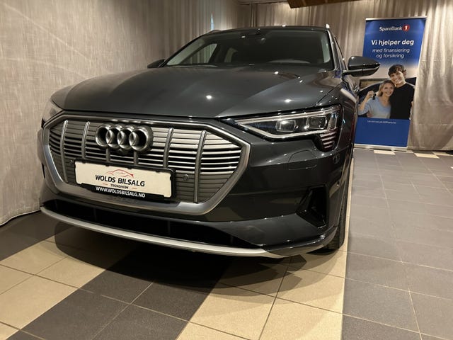 WAUZZZGE9LB032583 2020 AUDI E-TRON-2