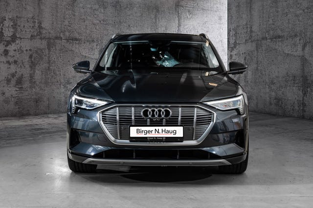WAUZZZGE1LB021898 2020 AUDI E-TRON-2