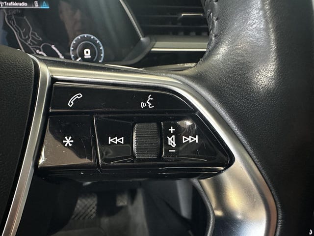 2020 AUDI E-TRON - 19