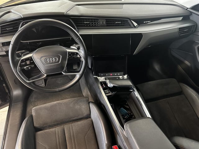 2020 AUDI E-TRON - 14