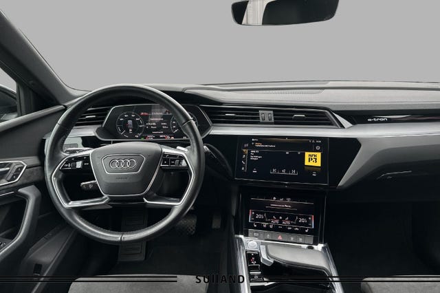 2020 AUDI E-TRON - 9