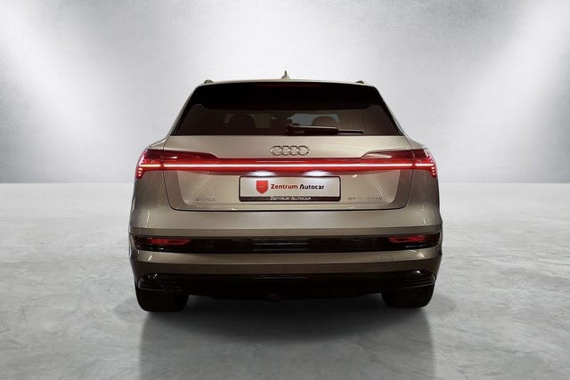 2020 AUDI E-TRON - 8