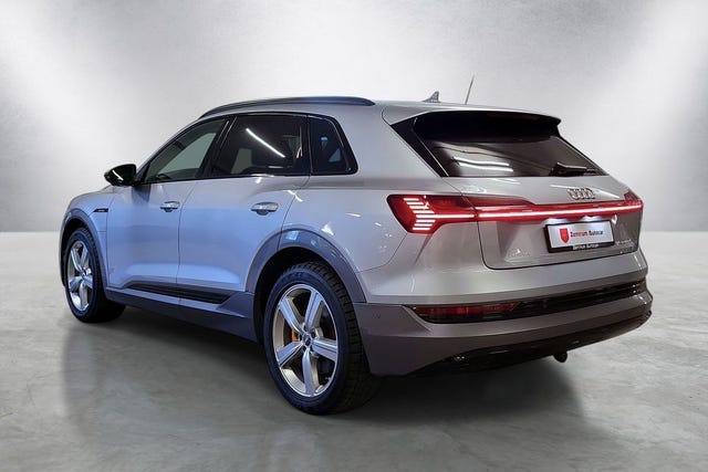 WAUZZZGE5LB018373 2020 AUDI E-TRON-2
