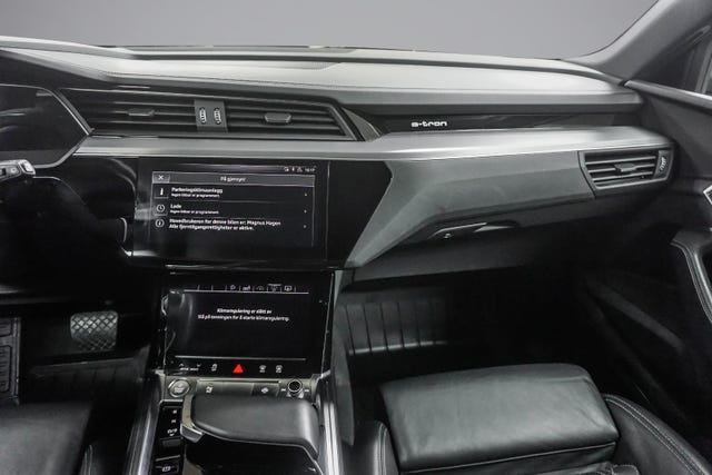 2020 AUDI E-TRON - 18
