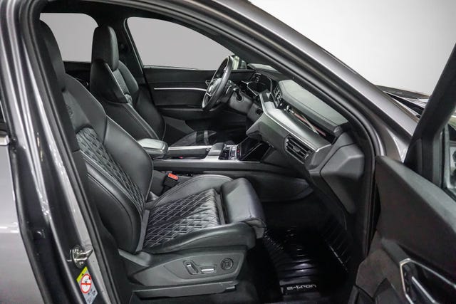 2020 AUDI E-TRON - 20