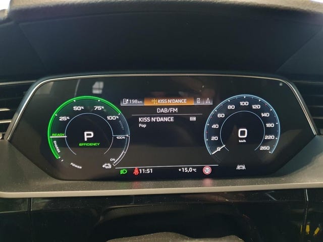 2020 AUDI E-TRON - 12