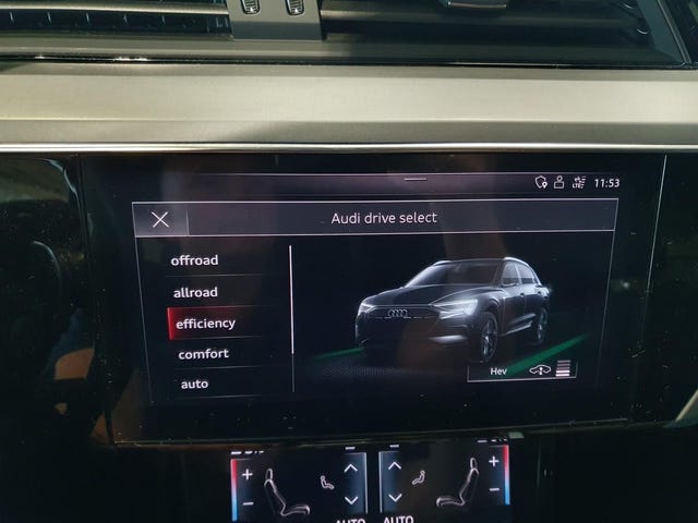 2020 AUDI E-TRON - 20