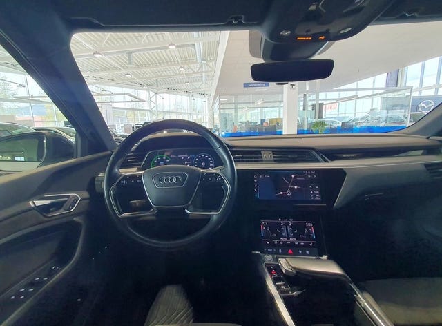 2020 AUDI E-TRON - 35