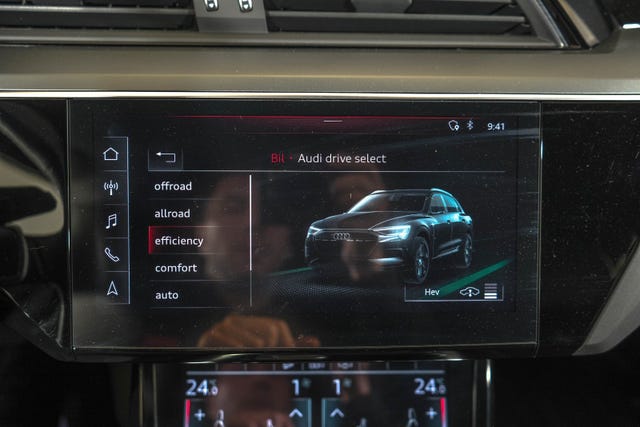 2020 AUDI E-TRON - 29