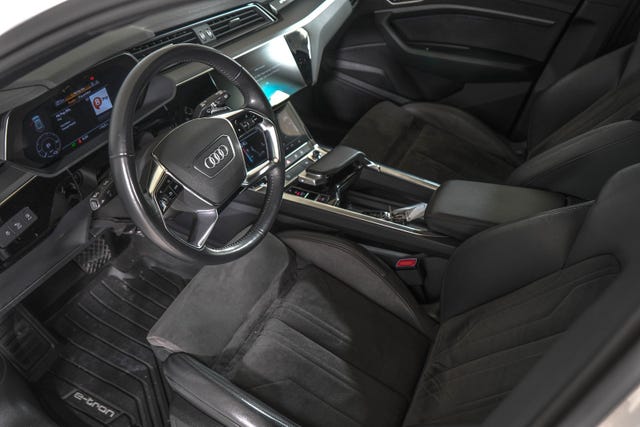 2020 AUDI E-TRON - 15