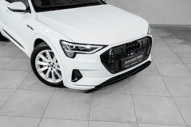 WAUZZZGE9LB026525 2020 AUDI E-TRON-3