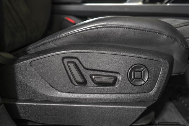 2020 AUDI E-TRON - 18