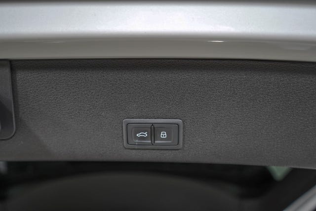 2020 AUDI E-TRON - 9
