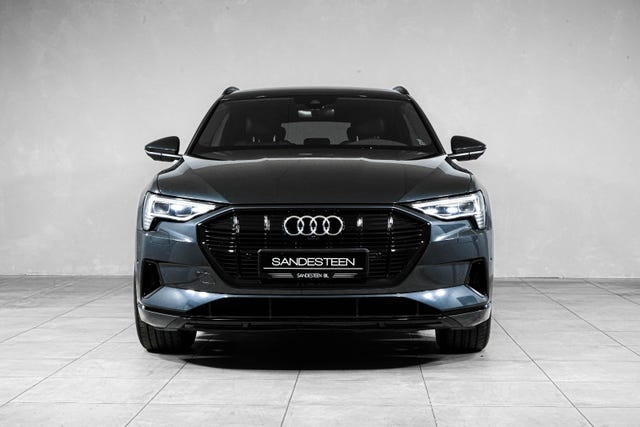 WAUZZZGE9LB033135 2020 AUDI E-TRON-2