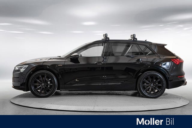 WAUZZZGE5LB017448 2020 AUDI E-TRON-1