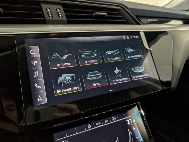 2021 AUDI E-TRON - 19