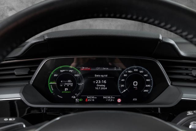 2020 AUDI E-TRON - 17