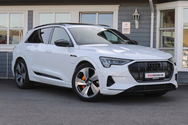 WAUZZZGE4LB003718 2020 AUDI E-TRON-1
