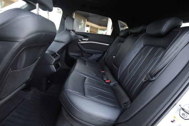 2020 AUDI E-TRON - 11