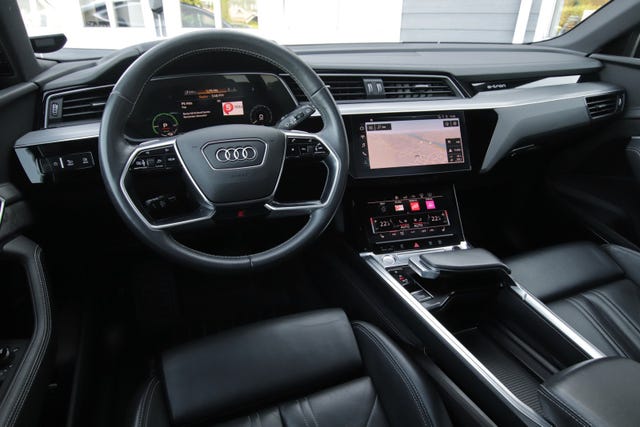 2020 AUDI E-TRON - 15